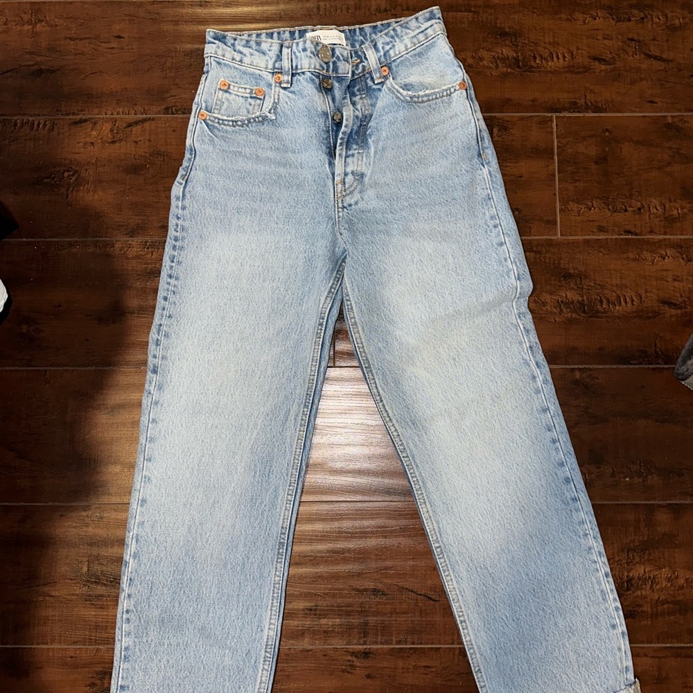 Zara jeans
